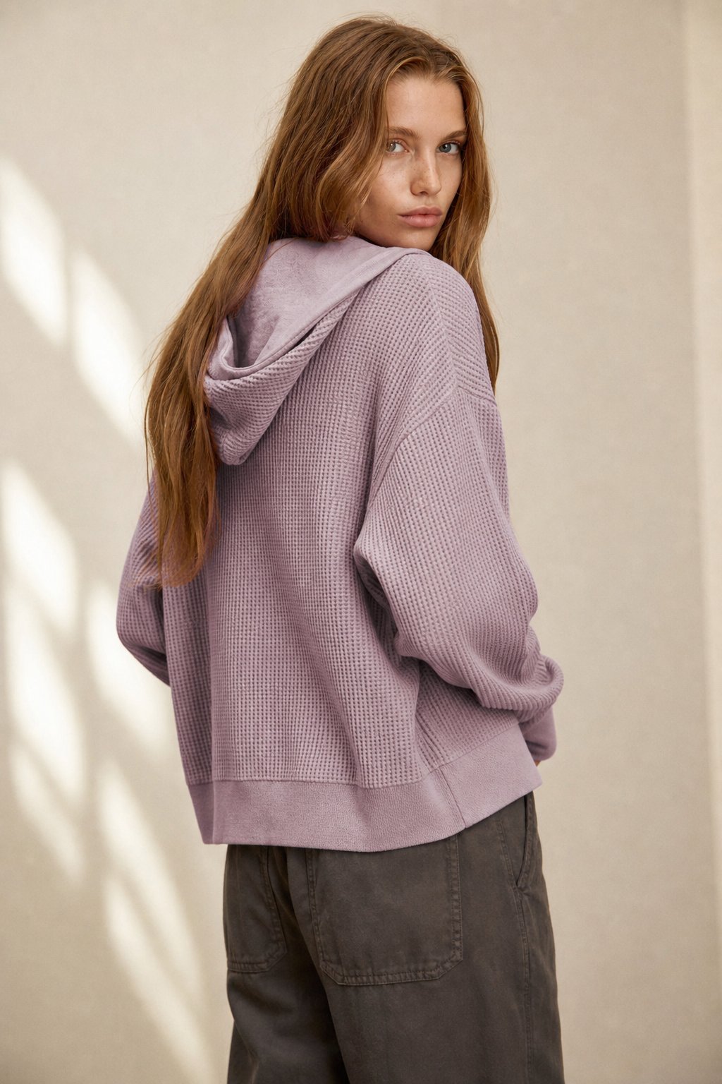 Cropped Waffle Knit Hoodie with Zip Closure for Women - photo 8