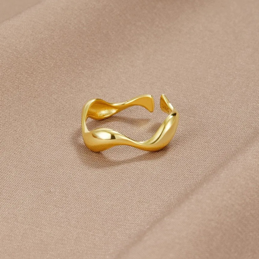 Marina Gold Wave Ring