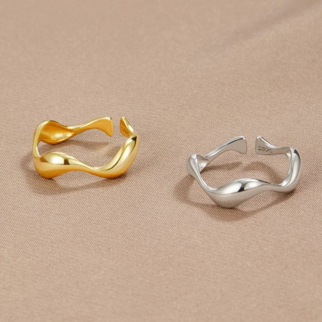 Marina Gold Wave Ring