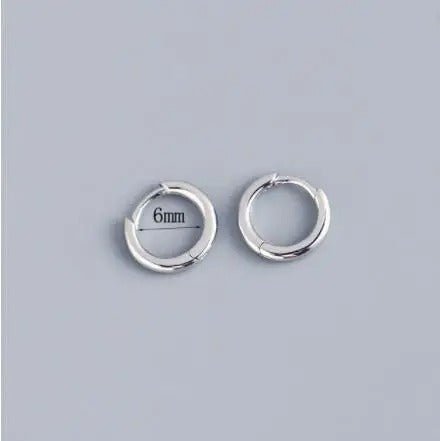 Mia Dainty Hoop Earrings