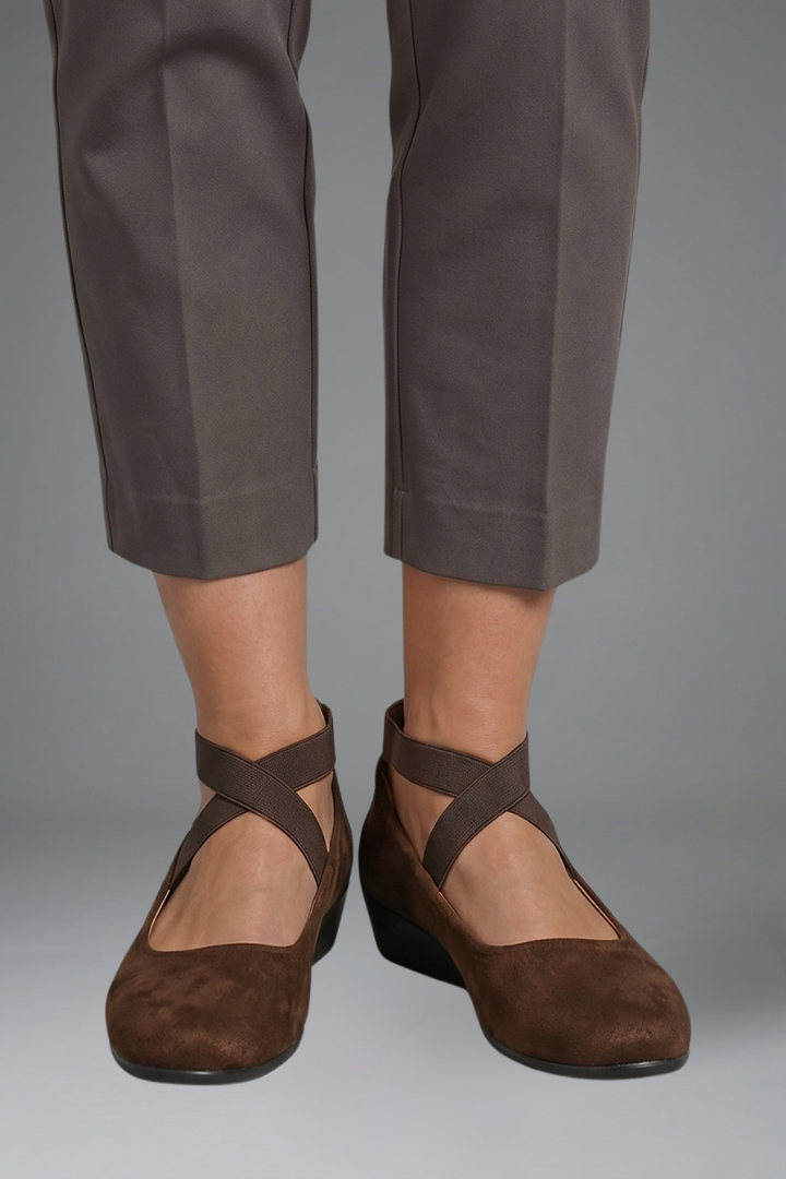 Nora Cushioned Comfort Flat Shoes - photo 4