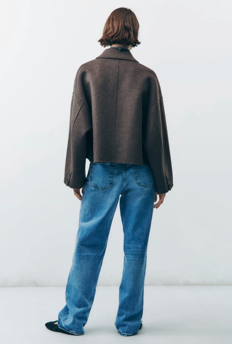 Oversized Thick Winter Coat for a Relaxed Cozy Fit - Photo 3
